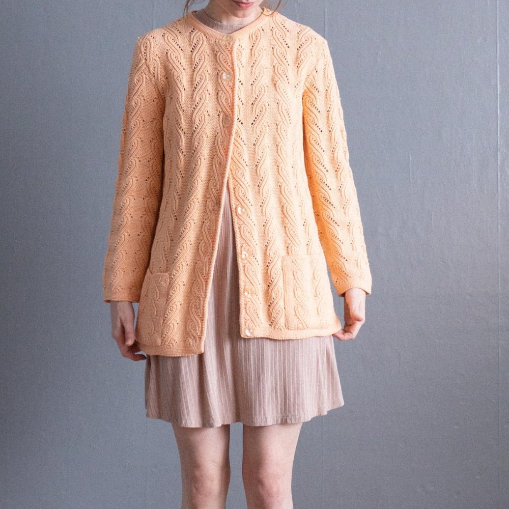 1970s Vintage Peach Long Cable Knit Cardigan